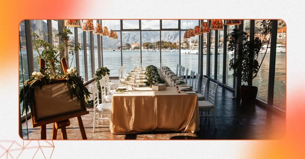 Five star hotels in Jumeirah Dubai: Luxury sea dining.